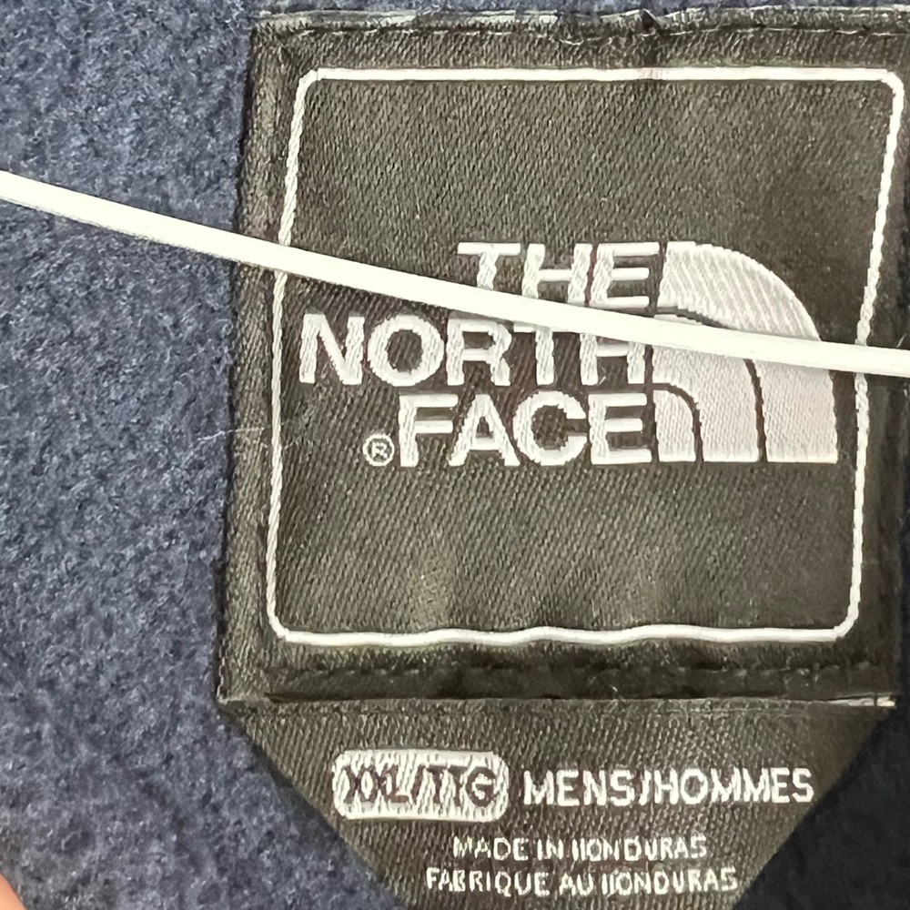 Like new XXL Danallie blue north face jacket - Picture 3 of 3